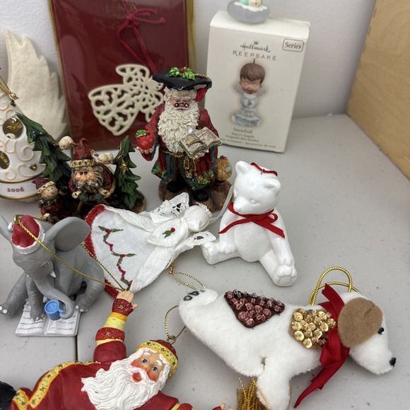 lot of 42 Christmas ornaments, preowned - Picture 6 of 13